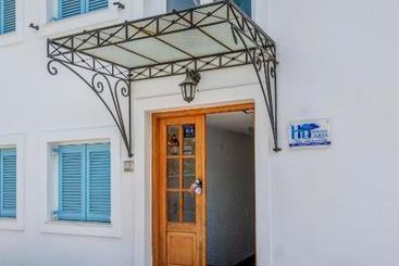 هتل Halaris Rooms