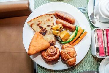 فندق Holiday Inn Dar Es Salaam, An Ihg