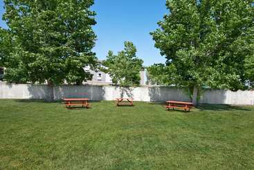 فندق Howard Johnson By Wyndham Red Deer