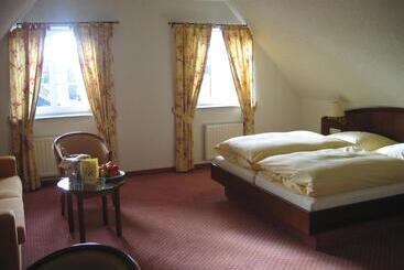 Отель Lindenhof