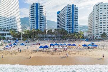 فندق Playa Suites Acapulco