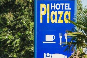 فندق Plaza