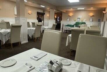 Отель The Beechfield