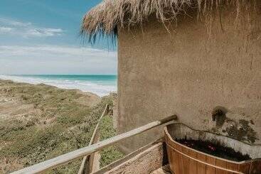 Kenoa Exclusive Beach Spa & Resort