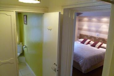 Greenlaw Guest House