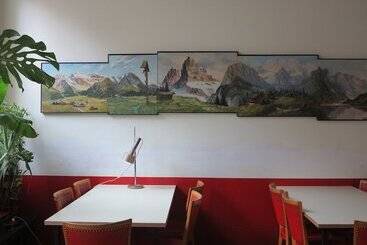 여관 Basel Backpack