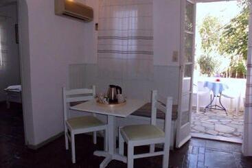 فندق Aegean Village