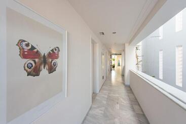 호텔 Avra City Boutique