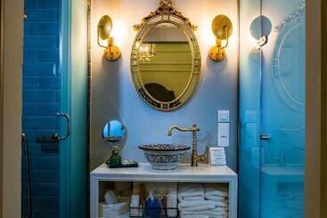 Отель Esperia Boutique