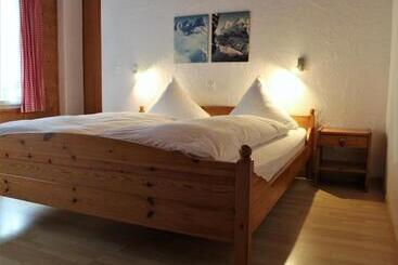 ホテル Gasthof Schoenegg B&b