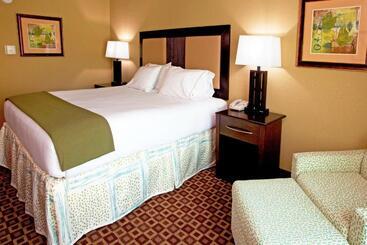 Holiday Inn Express Hotel & Suites Chaffee Jacksonville West, An Ihg