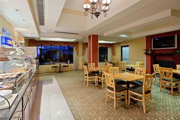 Holiday Inn Express Hotel & Suites North East, An Ihg
