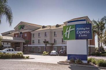 בית מלון כפרי Holiday Inn Express Porterville, An Ihg