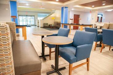 فندق Holiday Inn Express Winona, An Ihg