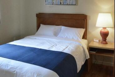 호텔 Knights Inn Merritt