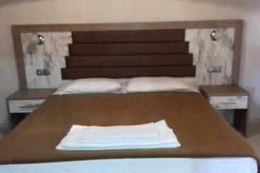 בית מלון כפרי Sunset