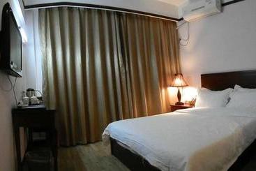 Отель Super 8 Beijing Ju Feng