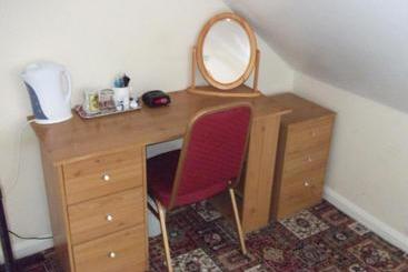 ペンション Kirkwood House