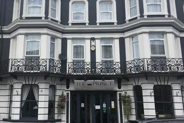 پانسیون The Prince Guest House