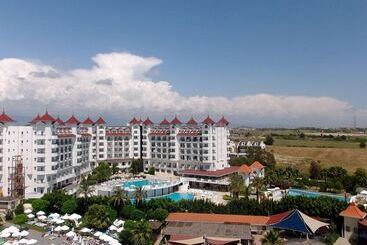 Serenis Hotel   All Inclusive