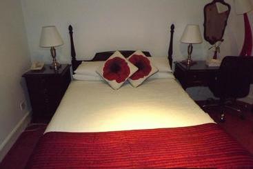 The Hotel Broughty Ferry