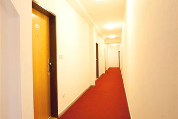 Travellers Hostel Dlouha