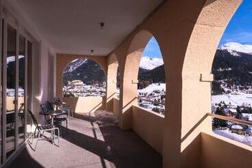 Youth Hostel Davos Youthpalace