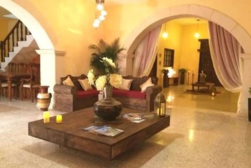 هتل Boutique Casa Mazejuwi