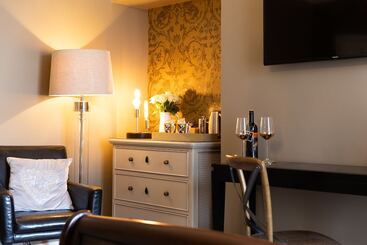 민박 All Seasons Boutique Hotels