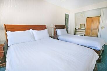 ベッドアンドブレックファースト Virginia Lodge