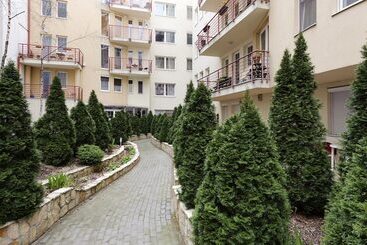 Central Passage Apartments By Vagabond