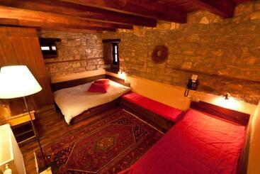 בית מלון כפרי Arhontiko Aristis