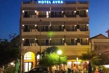 ホテル Avra