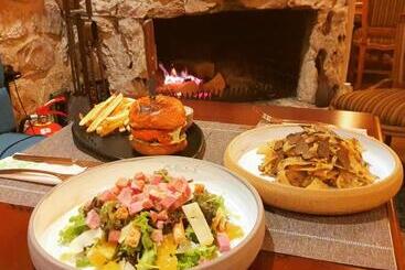 Отель En Dimitsani