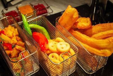 Hotel Mercure Harbin Central Street Sophia Church