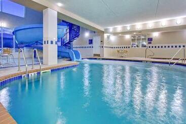 ホテル Holiday Inn Express & Suites   Dickinson, An Ihg