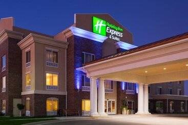 Holiday Inn Express Hotel & Suites Minot South, An Ihg