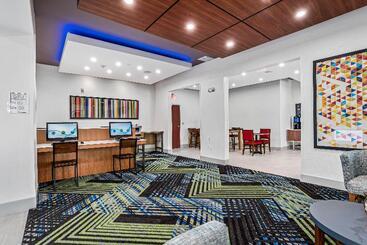 فندق Holiday Inn Express Suites Van Buren Ft Smith Area, An Ihg