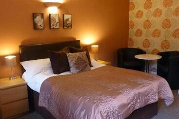 בית מלון כפרי Park Farm