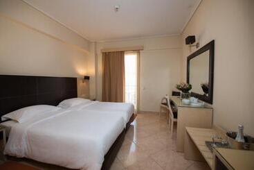 ホテル Premier Agrinio Heart