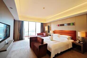 Otel Dongguan Royal Garden