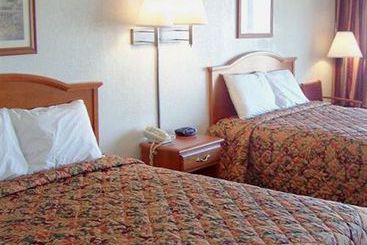 ホテル Travelodge Oklahoma City Airport