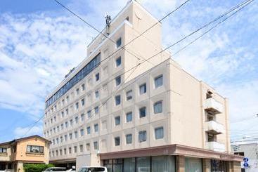 בית מלון כפרי Pearl City Akita Omachi