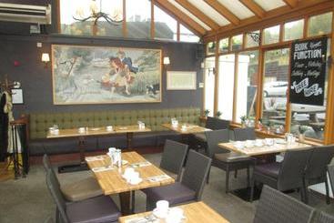 پانسیون Laird And Dog Inn