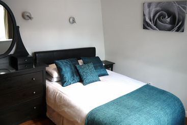 City Quarters At Burne Jones House Serviced Apartments