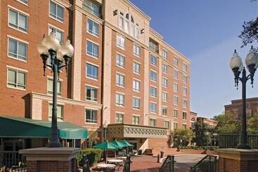 ホテル Club Wyndham Old Town Alexandria