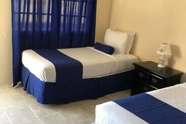 ホテル Coningsby Inn