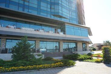 Отель Esplanada