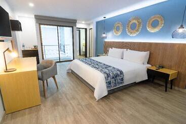 Ghl Hotel Abadia Plaza