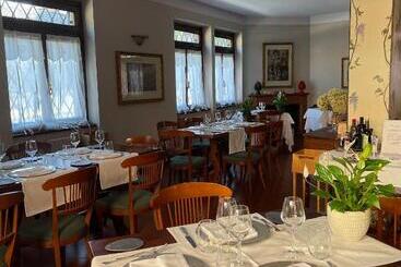 Отель Albergo & Ristorante Selvatico